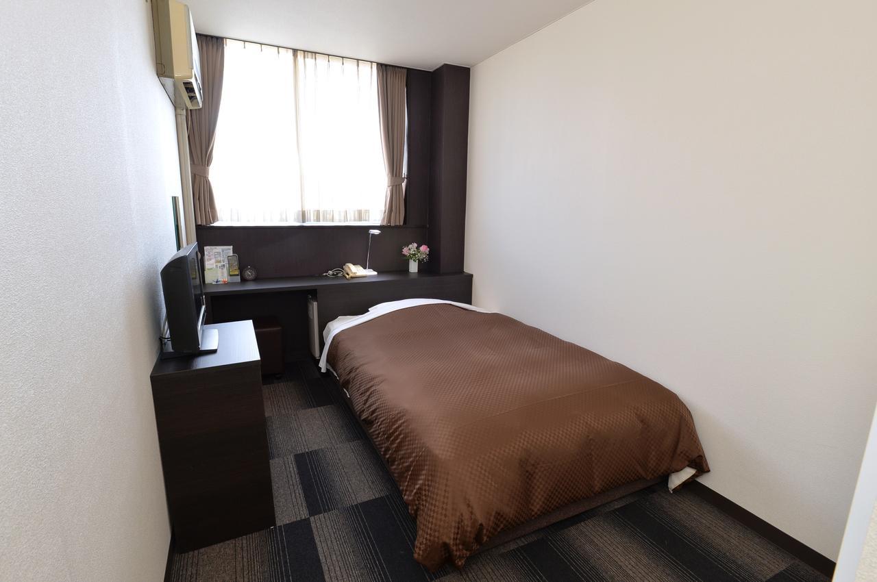 Business Hotel Bl Kuvana Kültér fotó